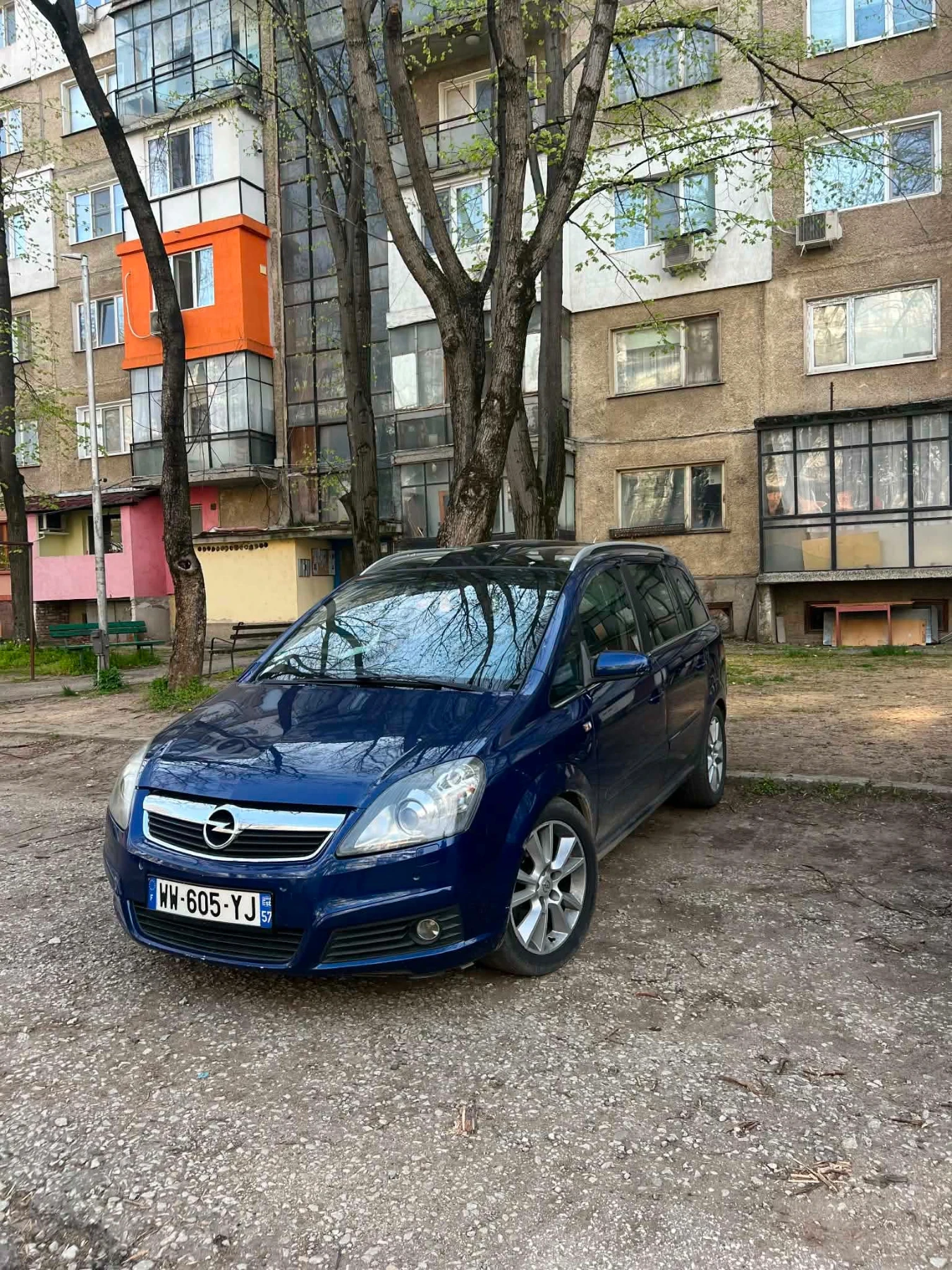 Opel Zafira, снимка 2 - Автомобили и джипове - 54611747
