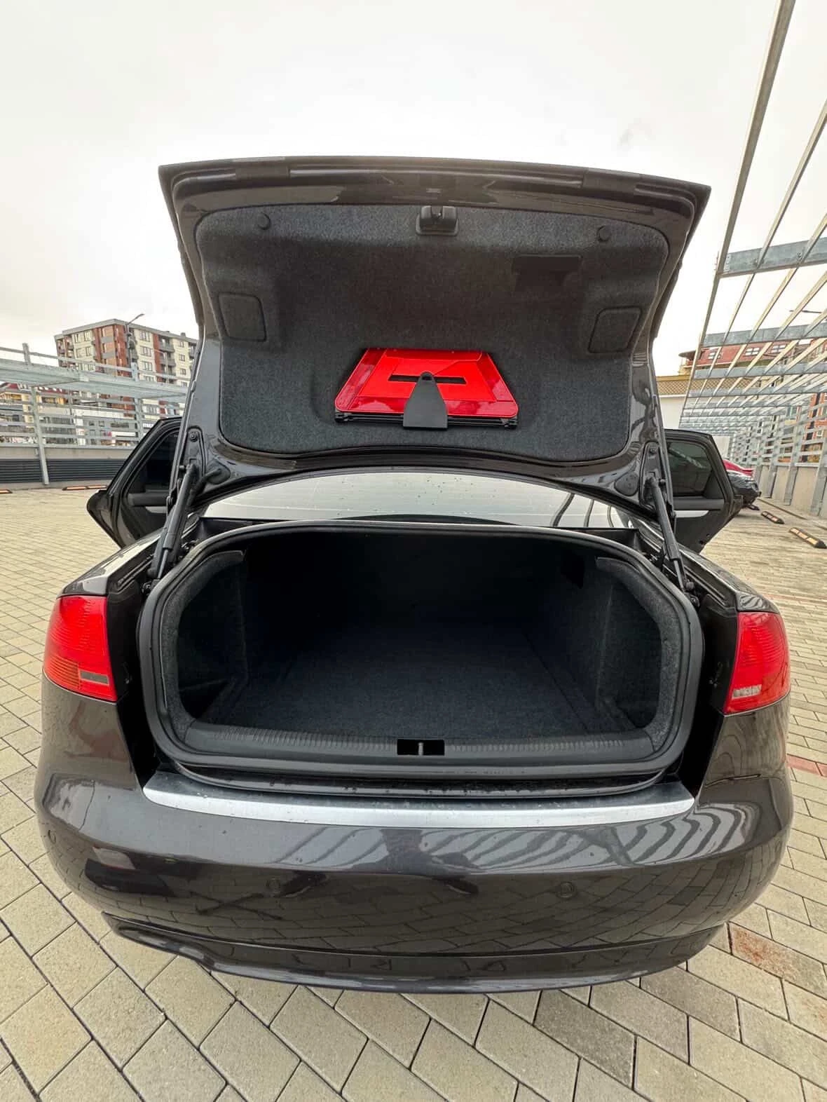 Audi A4, снимка 13 - Автомобили и джипове - 54715526