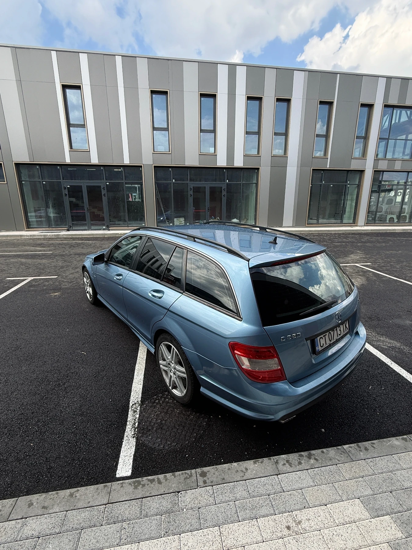 Mercedes-Benz C 220 Biturbo, снимка 5 - Автомобили и джипове - 55620124