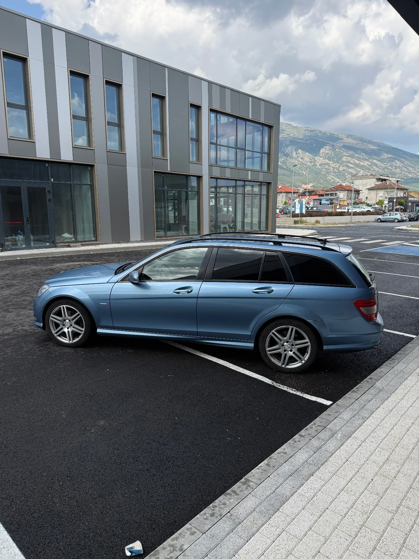 Mercedes-Benz C 220 Biturbo, снимка 6 - Автомобили и джипове - 55620124