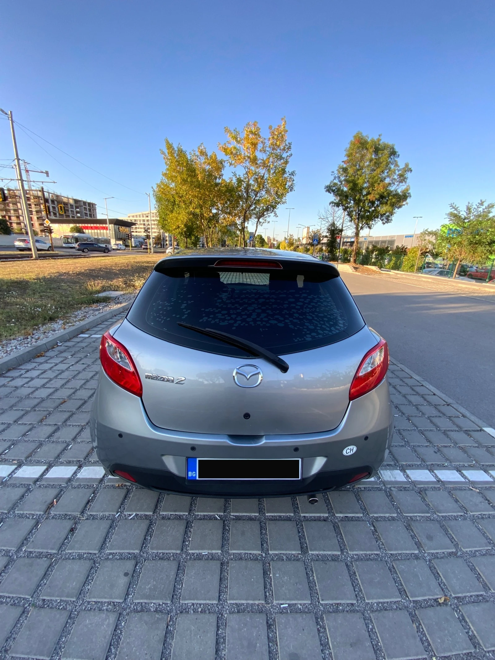 Mazda 2 Facelift 1.5 бензин 102к.с., снимка 7 - Автомобили и джипове - 55684039