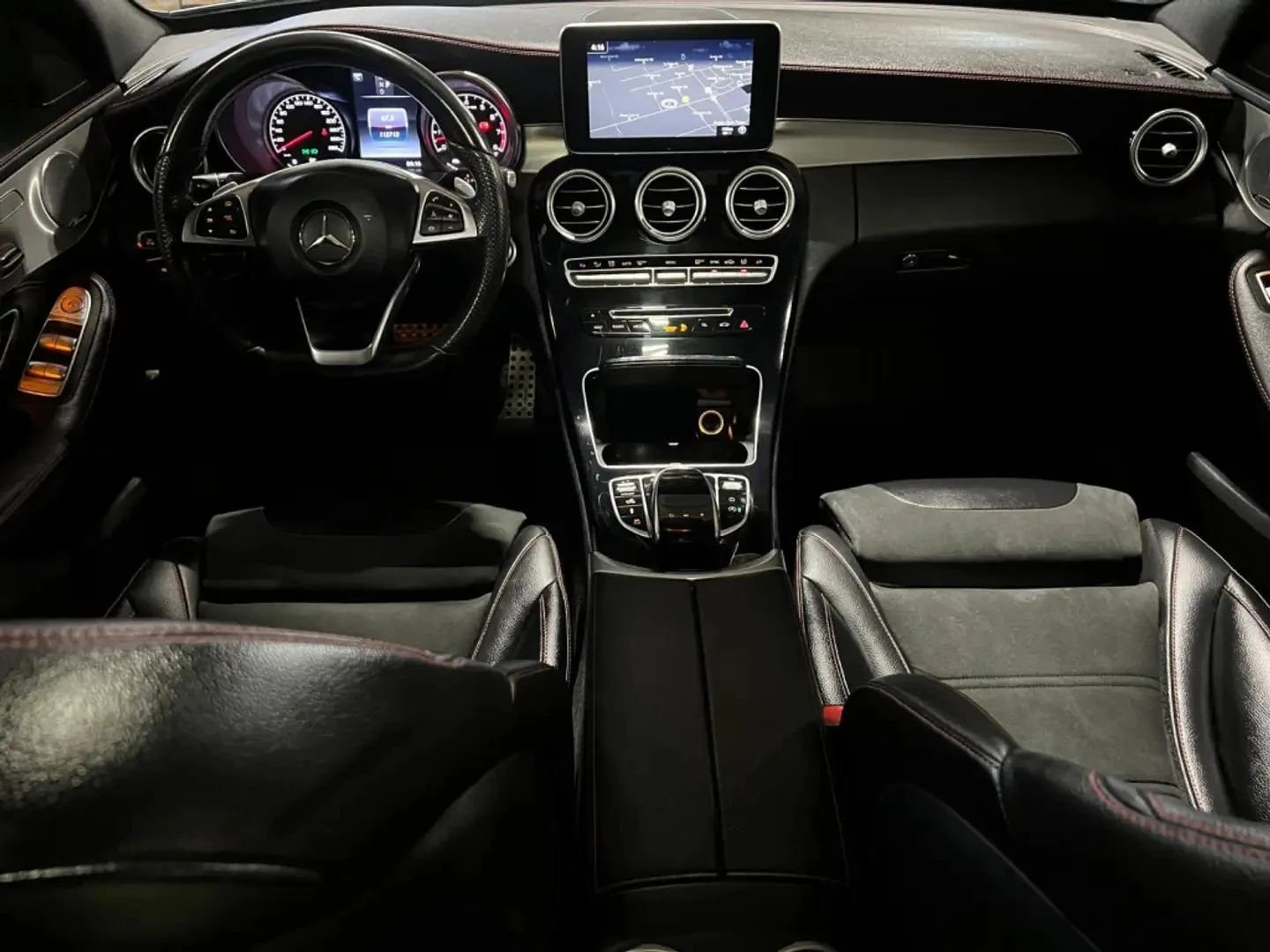 Mercedes-Benz C 43 AMG 4MATIC* Burmester* 360* Carbon, снимка 15 - Автомобили и джипове - 55961704