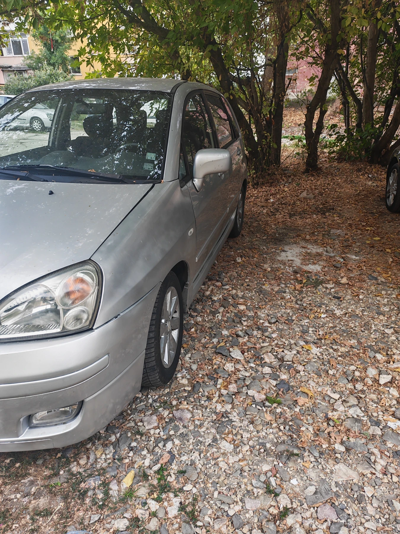 Suzuki Liana 1.6, снимка 2 - Автомобили и джипове - 56233352