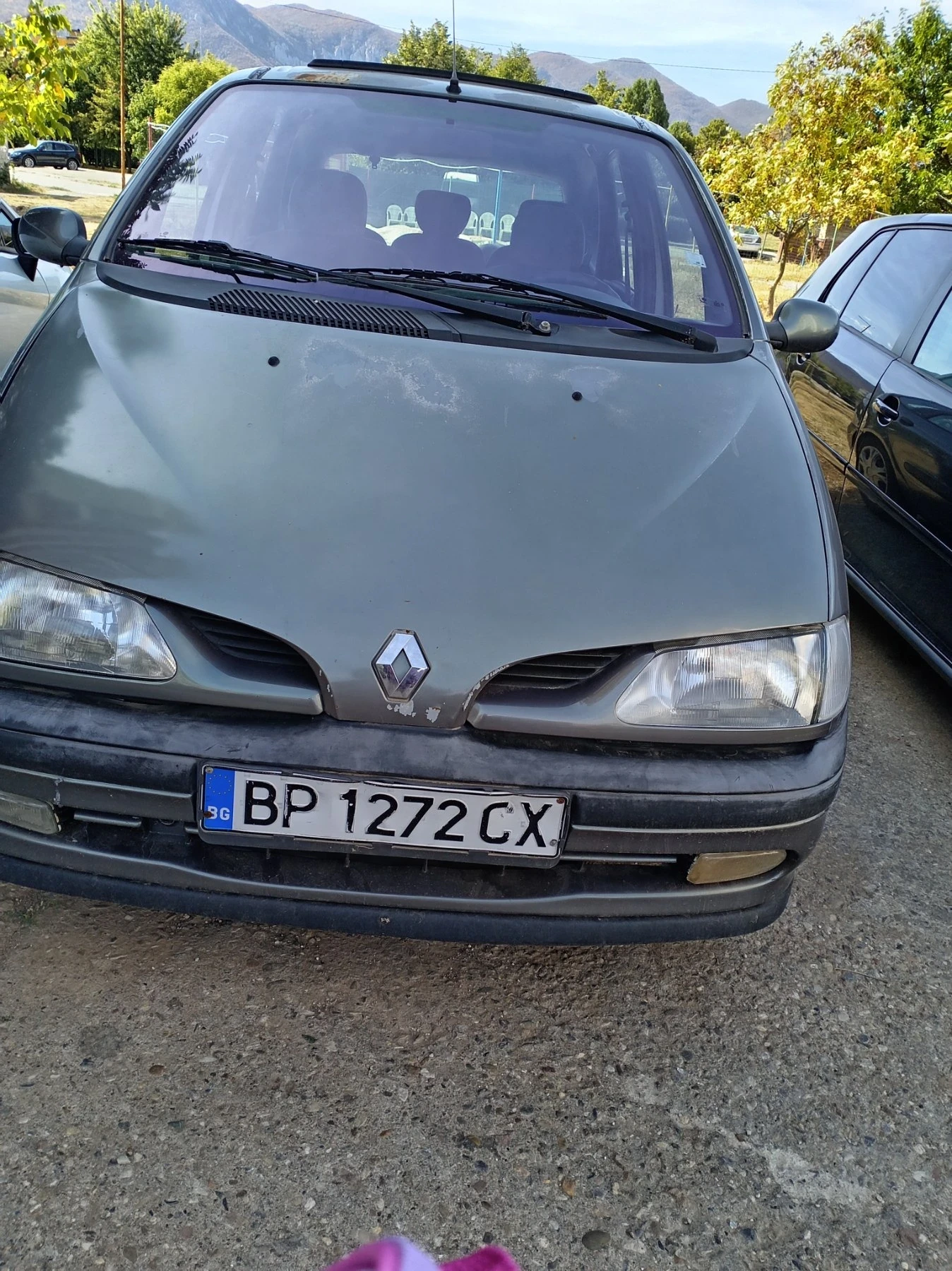 Renault Scenic, снимка 2 - Автомобили и джипове - 56331143