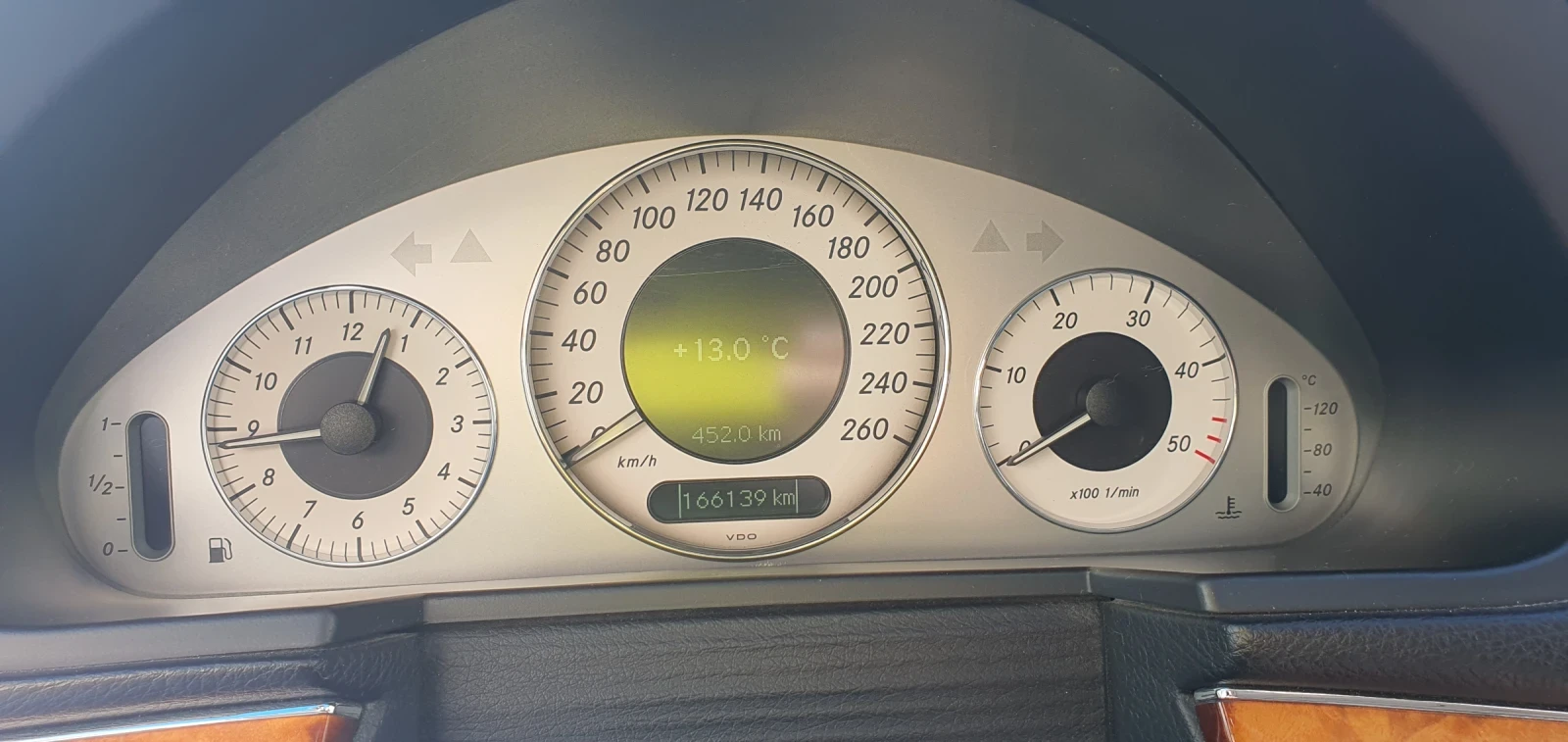 Mercedes-Benz E 320 CDI 4-matic EVO, снимка 11 - Автомобили и джипове - 56344169