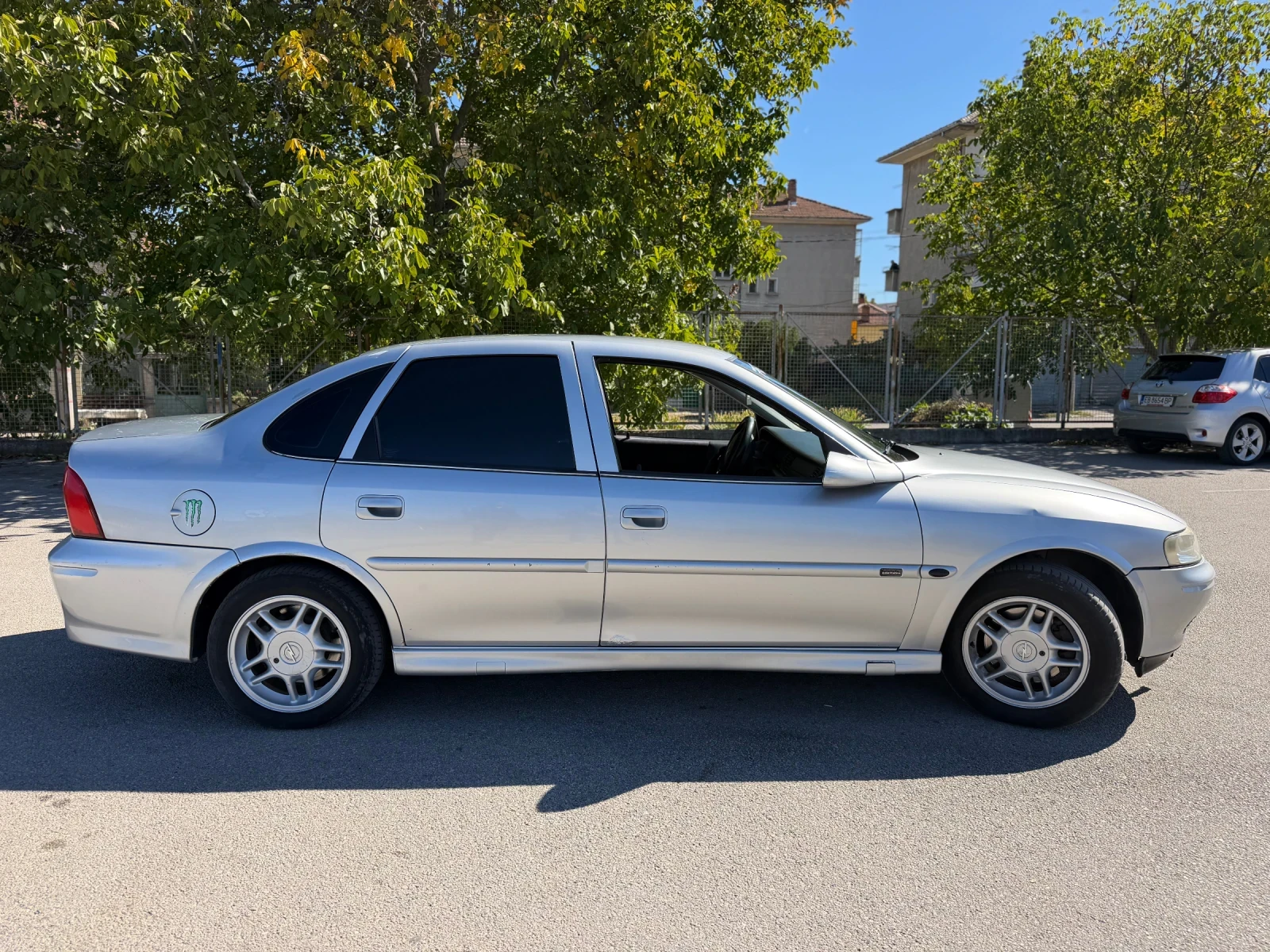 Opel Vectra Opel Vectra 1.6I, снимка 7 - Автомобили и джипове - 56345584