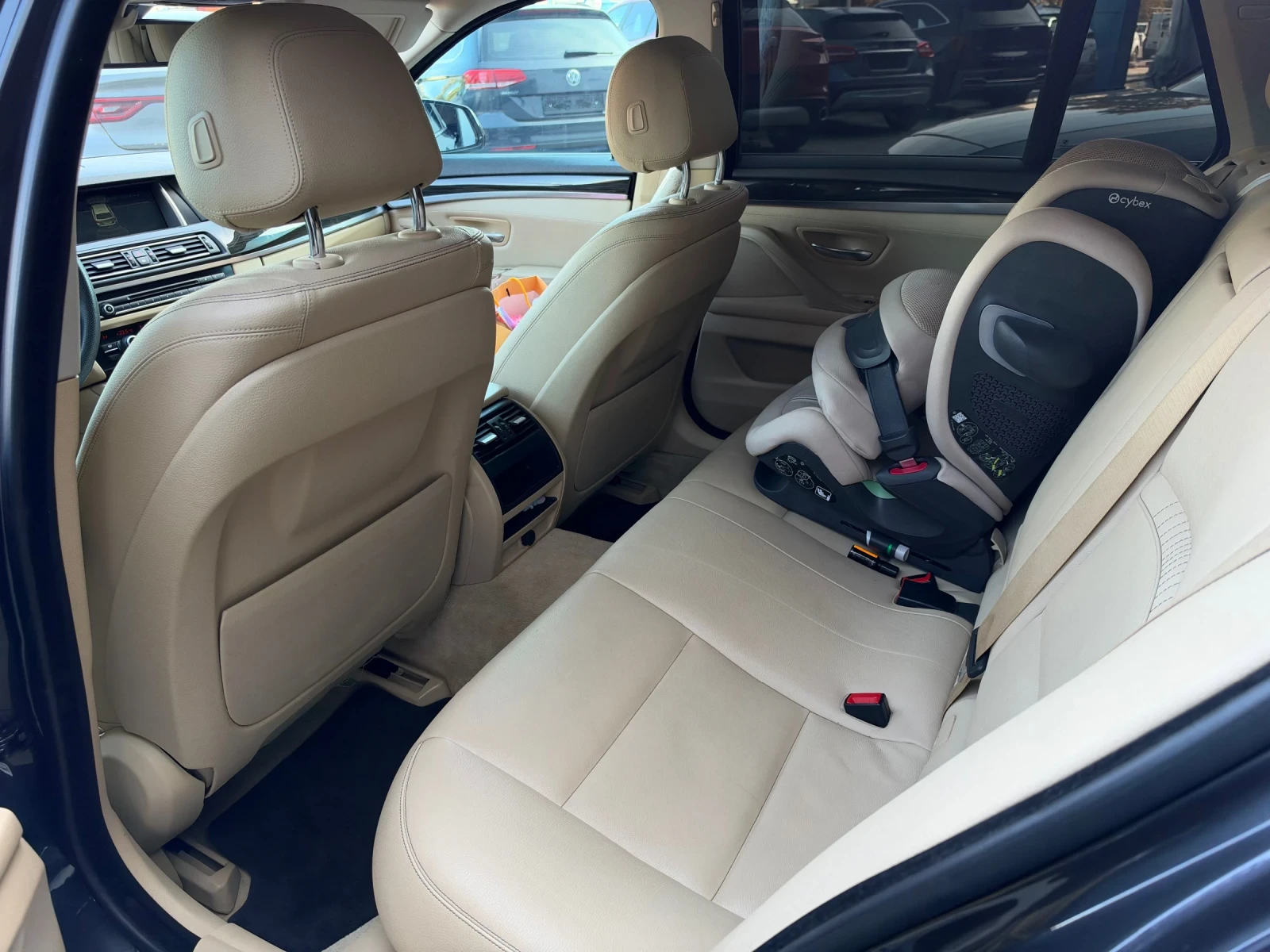 BMW 520 d Luxury , снимка 11 - Автомобили и джипове - 56635371