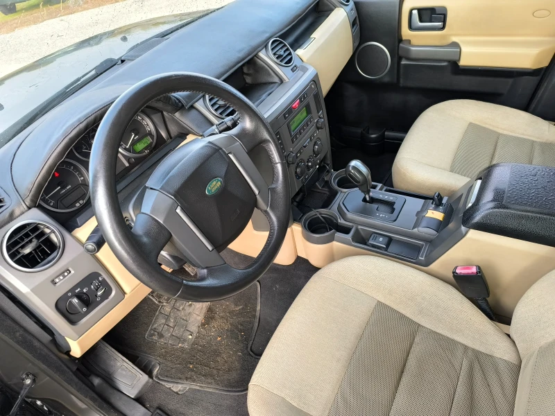 Land Rover Discovery, снимка 4 - Автомобили и джипове - 47752860