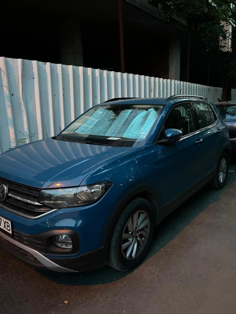 VW T-Cross, снимка 2 - Автомобили и джипове - 52635653