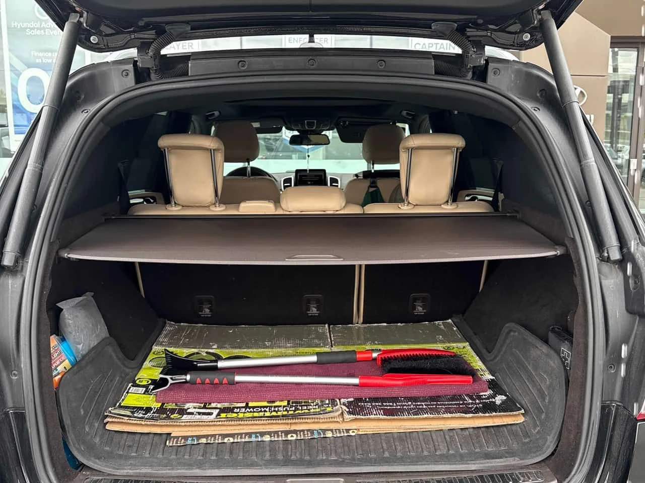 Mercedes-Benz GLE 350  * CARFAX * Дистроник * Harman Kardon * 360 Камери, снимка 11 - Автомобили и джипове - 54139941