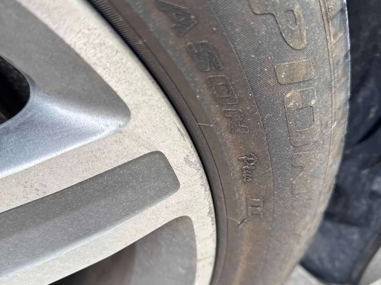 Mercedes-Benz GLE 350  * CARFAX * Дистроник * Harman Kardon * 360 Камери, снимка 13 - Автомобили и джипове - 54139941