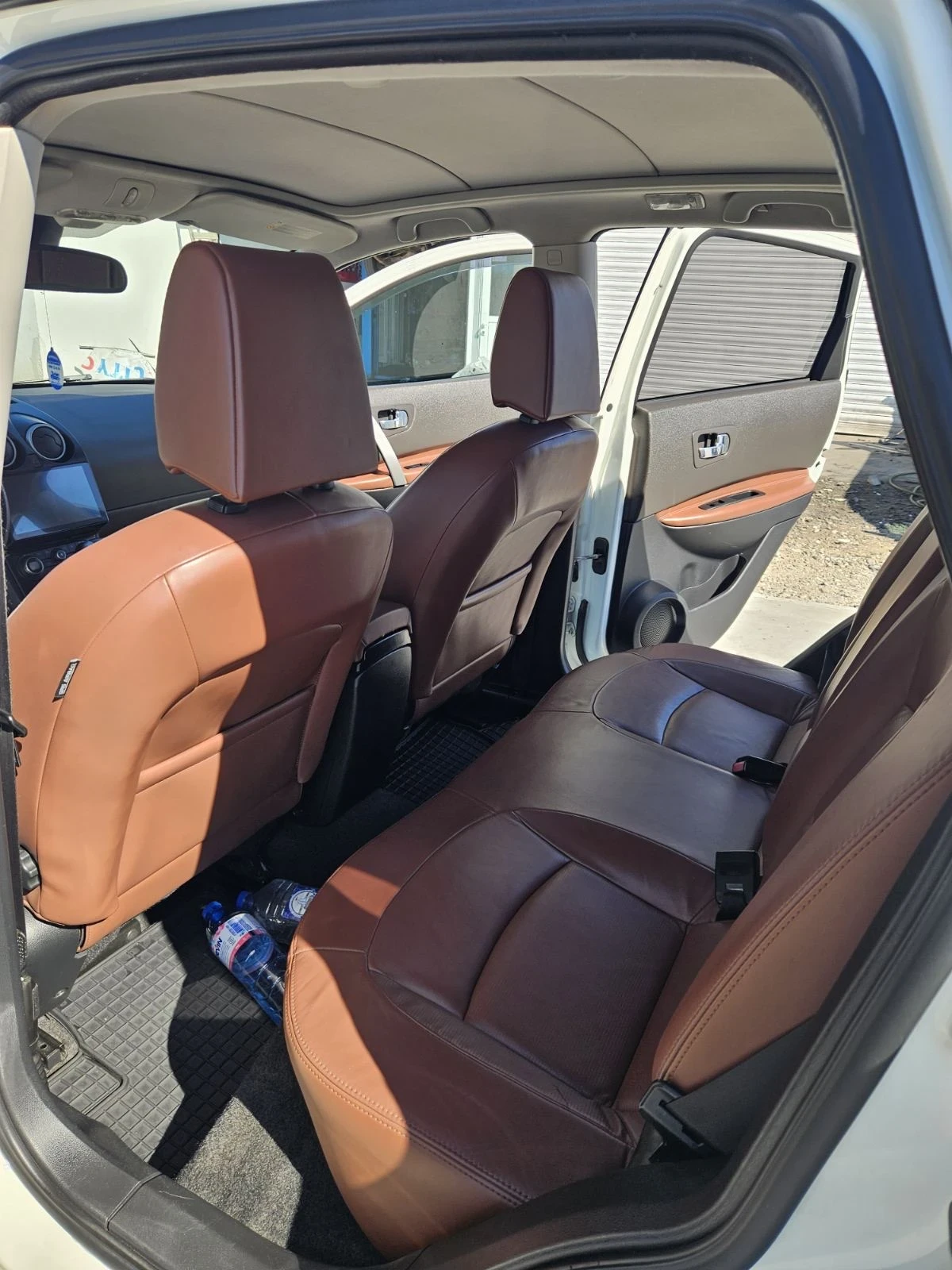 Nissan Qashqai, снимка 8 - Автомобили и джипове - 54491030
