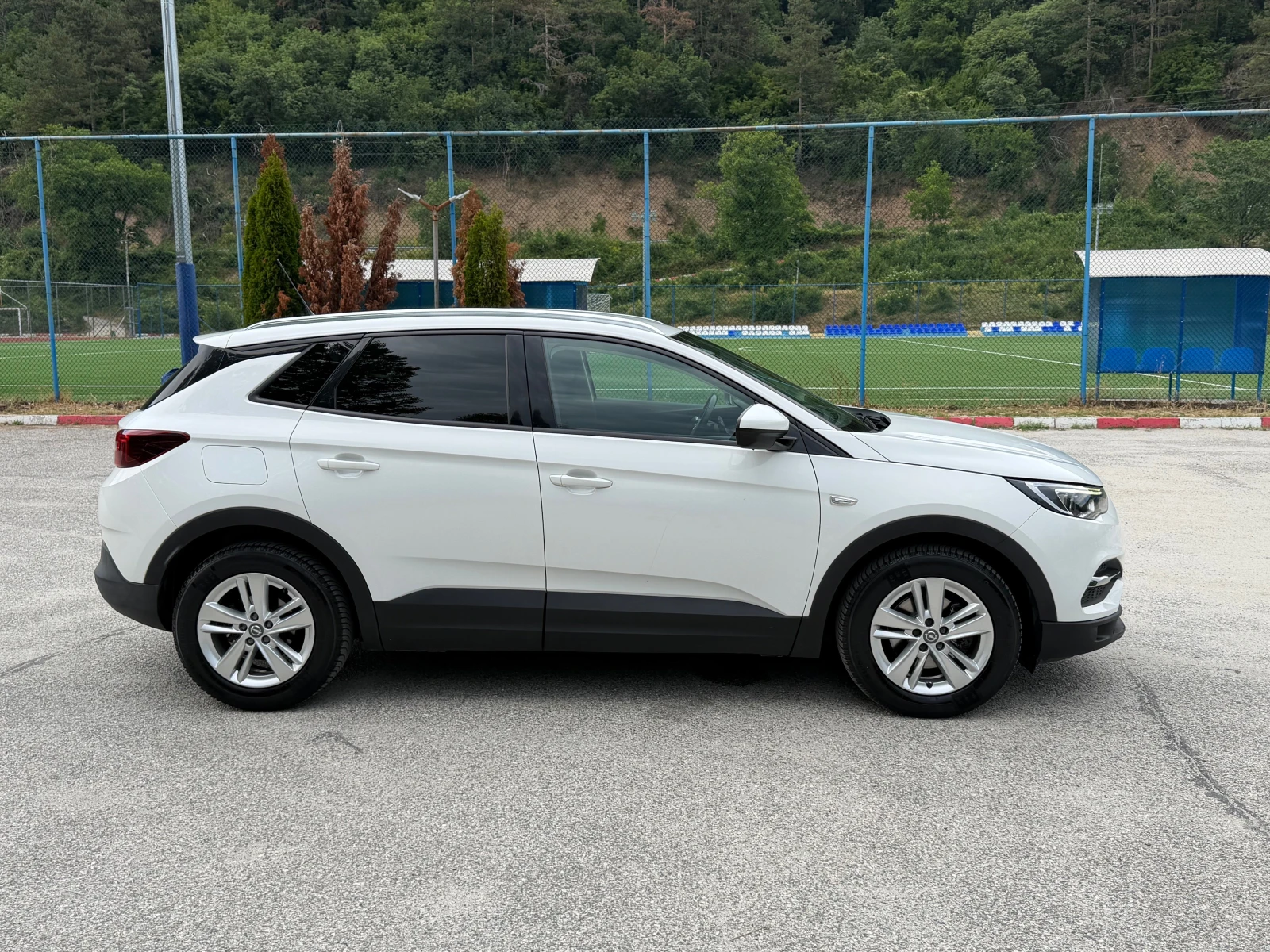 Opel Grandland X, снимка 4 - Автомобили и джипове - 55106552