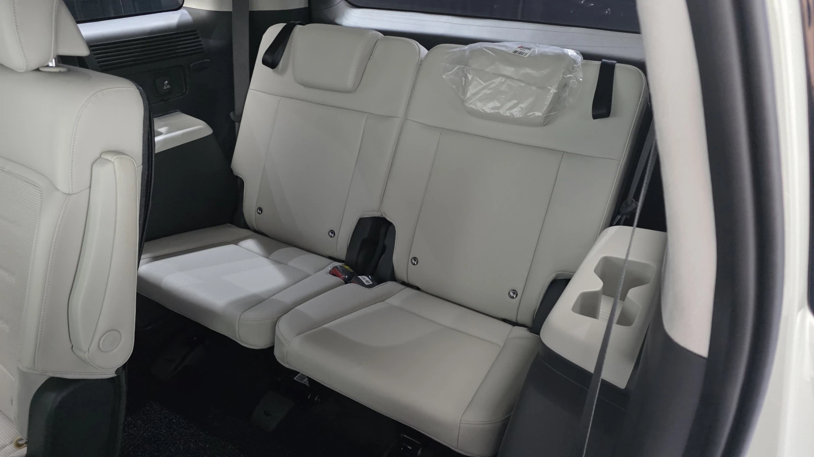 Hyundai Santa fe 2.5T Prestige* МАСАЖ* ЕЛ. БАГАЖНИК* КРАЙНА ЦЕНА, снимка 12 - Автомобили и джипове - 55451842