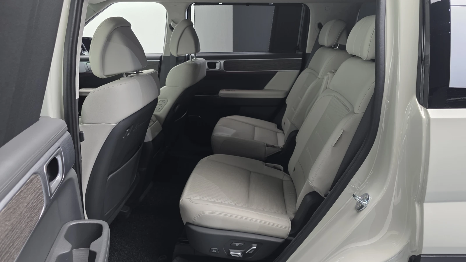 Hyundai Santa fe 2.5T Prestige* МАСАЖ* ЕЛ. БАГАЖНИК* КРАЙНА ЦЕНА, снимка 13 - Автомобили и джипове - 55451842