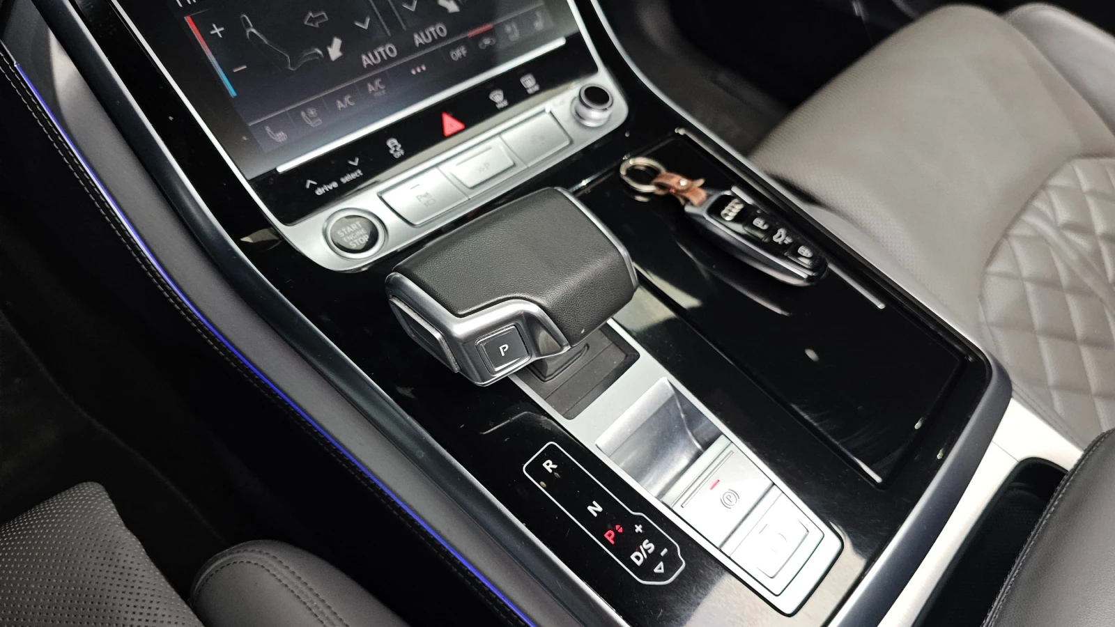 Audi Q7 55 TFSI quattro Premium, снимка 9 - Автомобили и джипове - 55538957
