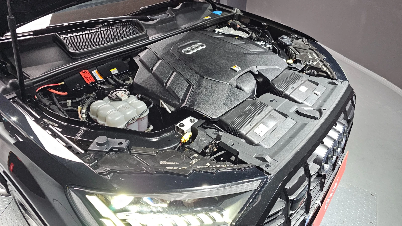Audi Q7 55 TFSI quattro Premium, снимка 6 - Автомобили и джипове - 55538957