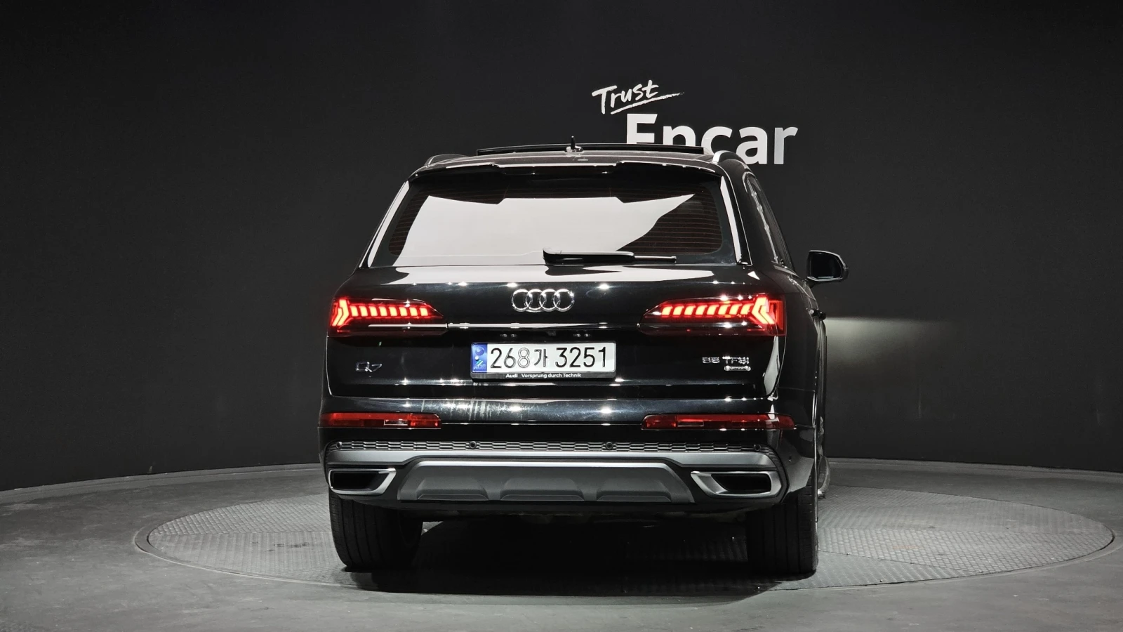 Audi Q7 55 TFSI quattro Premium, снимка 4 - Автомобили и джипове - 55538957