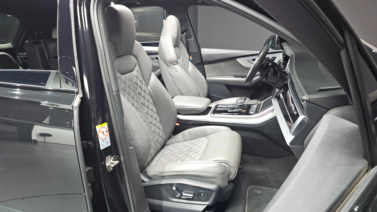 Audi Q7 55 TFSI quattro Premium, снимка 10 - Автомобили и джипове - 55538957