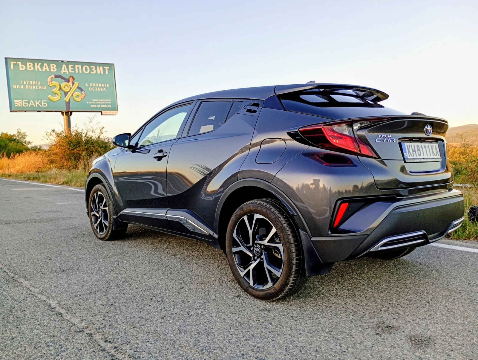 Toyota C-HR, снимка 6 - Автомобили и джипове - 55992421