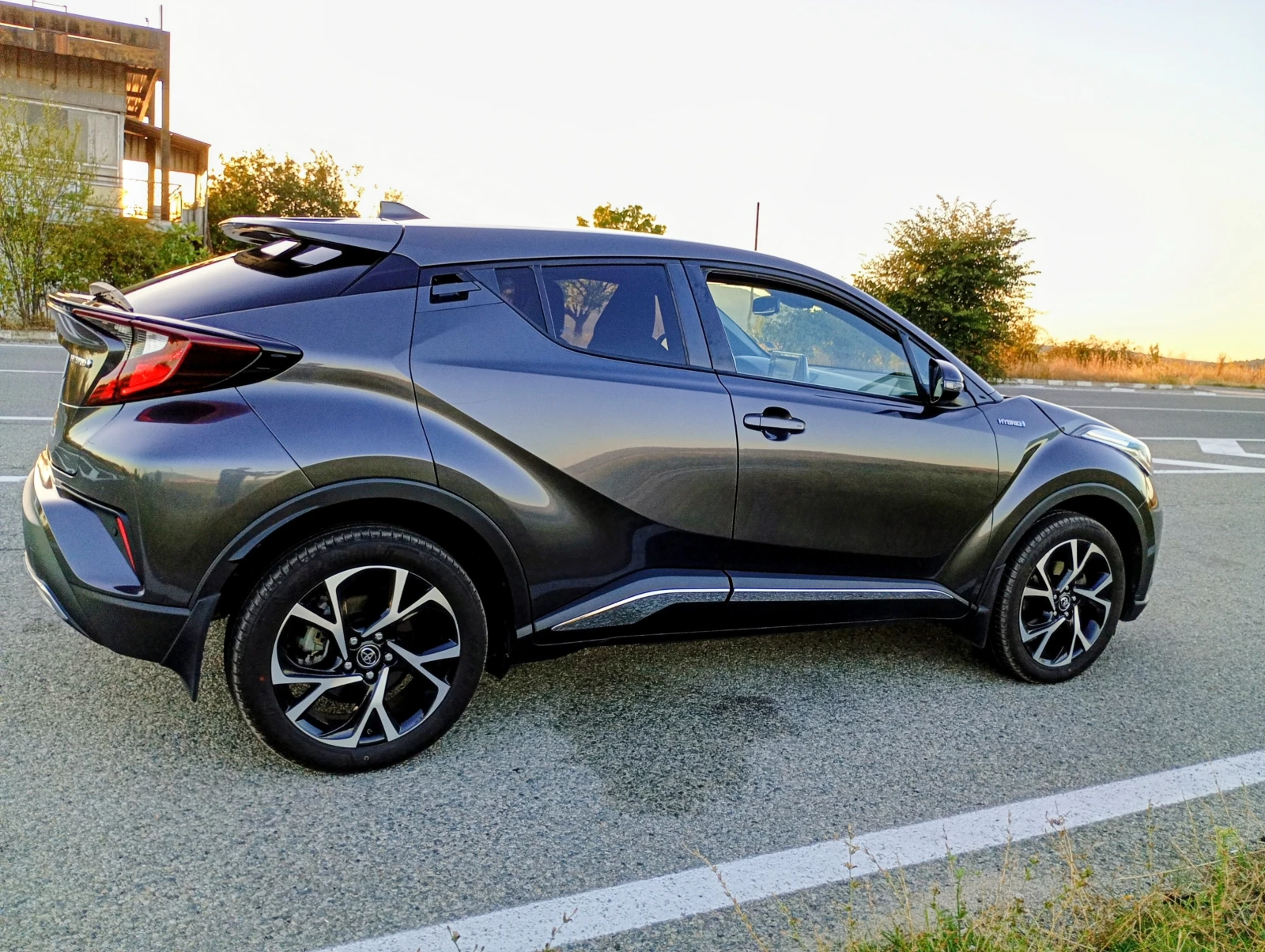 Toyota C-HR, снимка 9 - Автомобили и джипове - 55992421