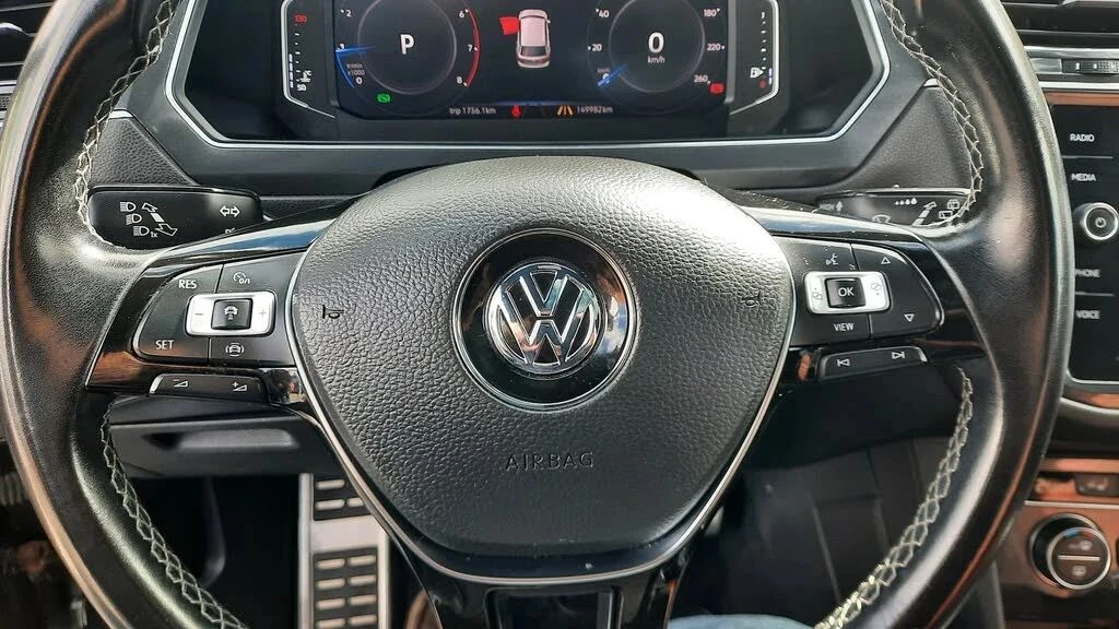 VW Tiguan, снимка 7 - Автомобили и джипове - 56690102
