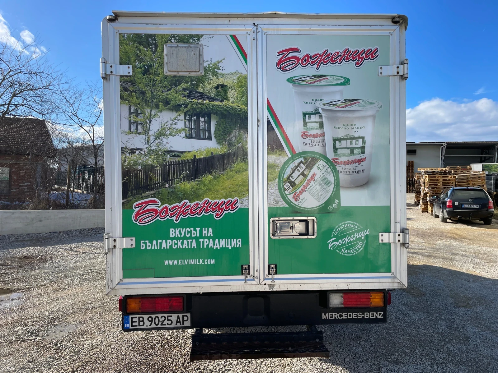 Mercedes-Benz 711  | Mobile.bg   5