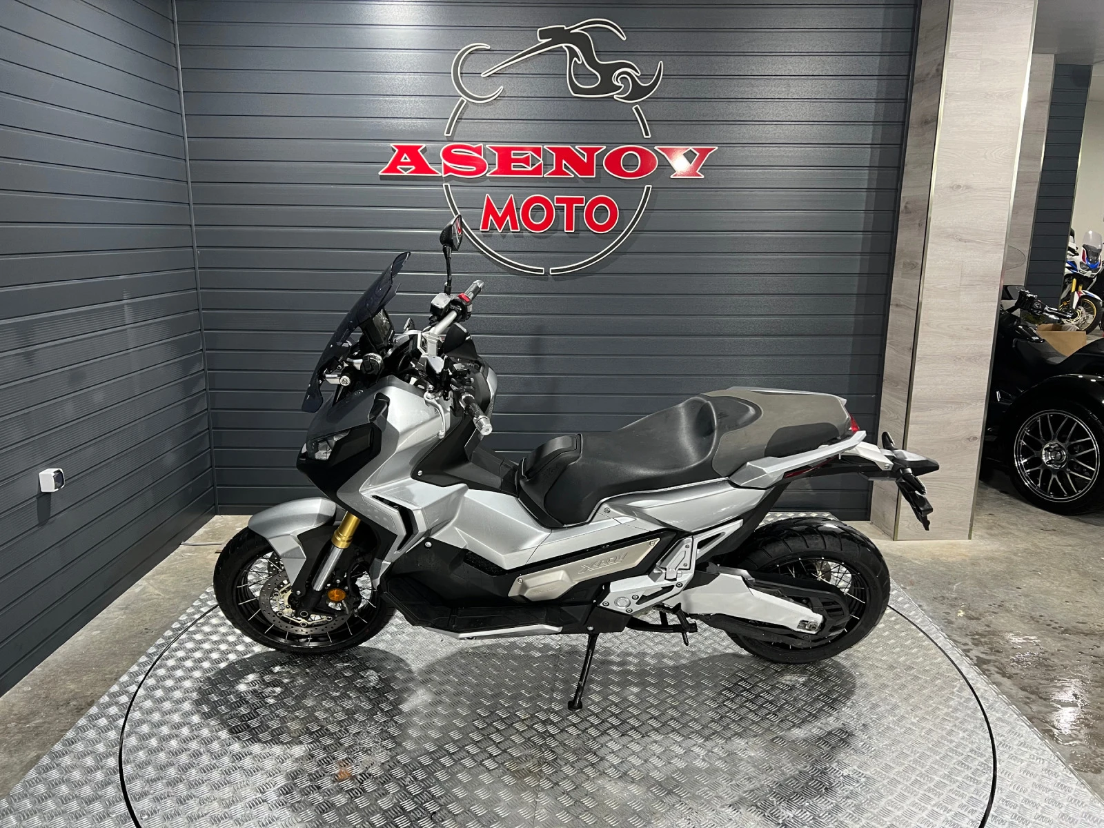 Honda X-ADV ТРАКШЪН КОНТРОЛ - изображение 4