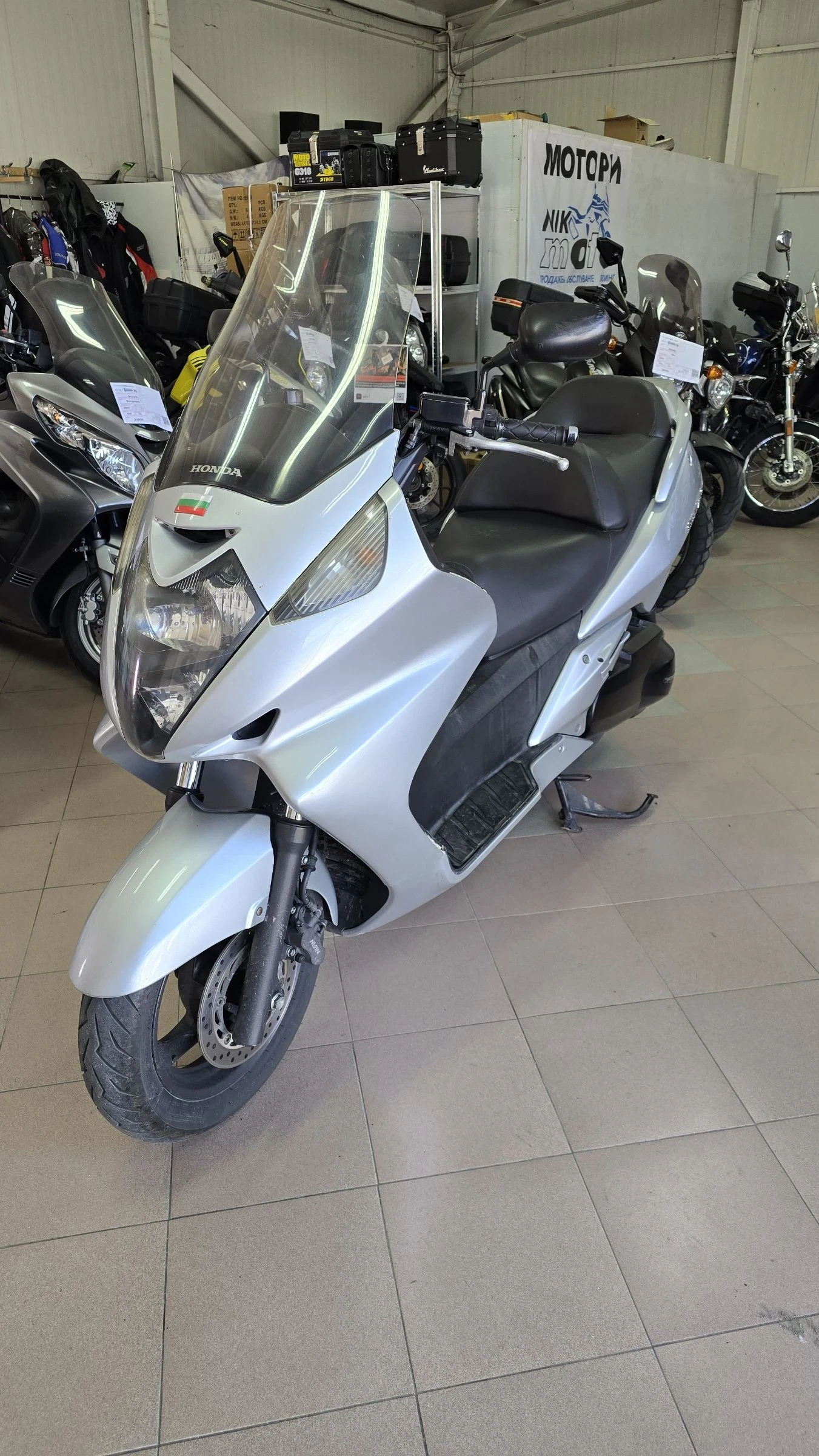 Honda Silver Wing 400 i 
