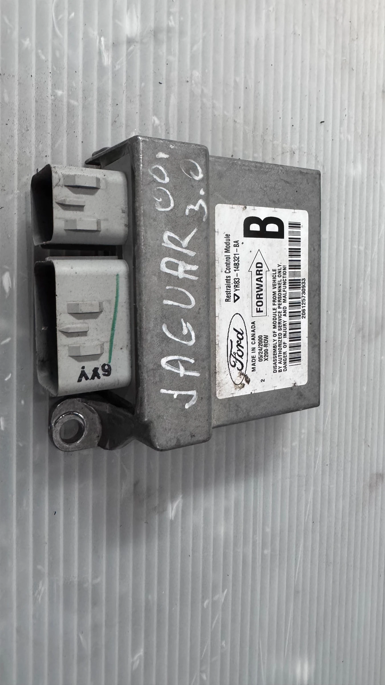 Airbag  /  /  a Jaguar S-Type - YR83-14B321-BA | Mobile.bg   1