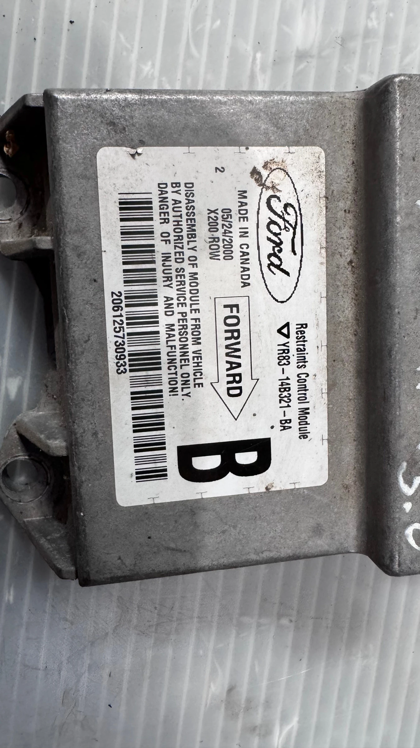 Airbag  /  /  a Jaguar S-Type - YR83-14B321-BA | Mobile.bg   2