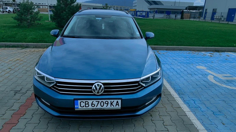 VW Passat, снимка 2 - Автомобили и джипове - 47316801