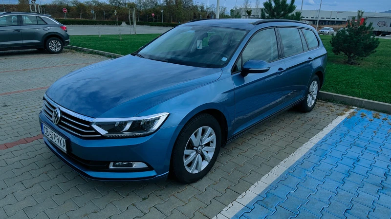 VW Passat, снимка 1 - Автомобили и джипове - 47316801