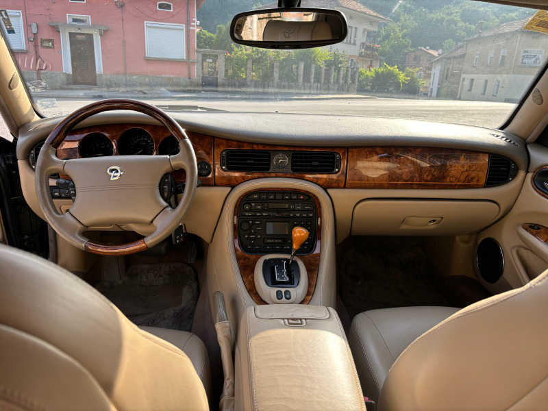 Jaguar Daimler, снимка 11 - Автомобили и джипове - 46306826