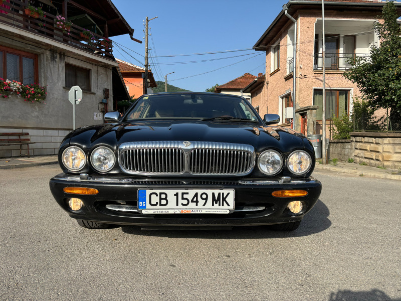 Jaguar Daimler, снимка 1 - Автомобили и джипове - 46306826