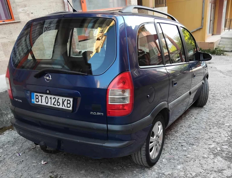 Opel Zafira 2.0 DTI, снимка 9 - Автомобили и джипове - 47004134