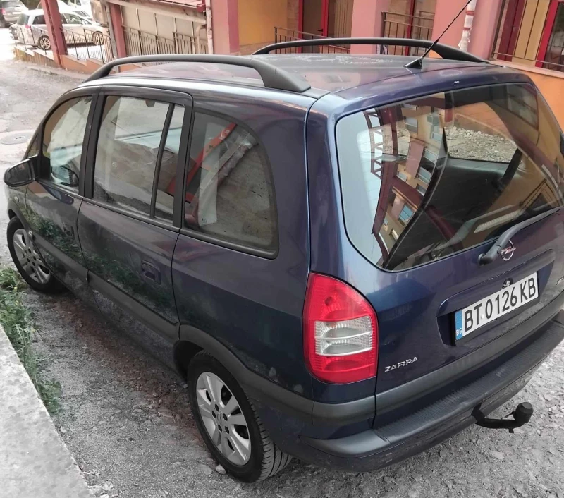 Opel Zafira 2.0 DTI, снимка 10 - Автомобили и джипове - 47004134