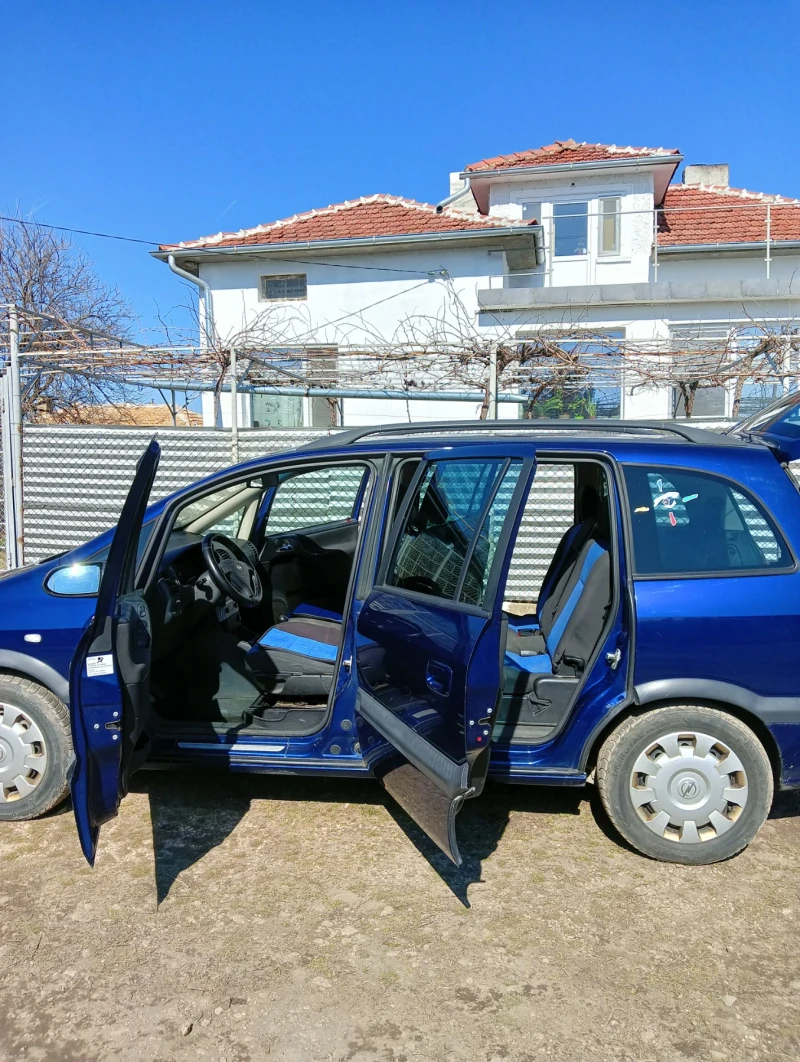 Opel Zafira A 1.8, снимка 4 - Автомобили и джипове - 49505046