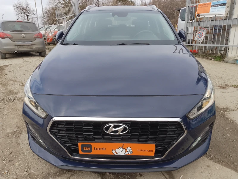 Hyundai I30 1, 6 CRDI/NAVI/CAMERA, снимка 2 - Автомобили и джипове - 49147643