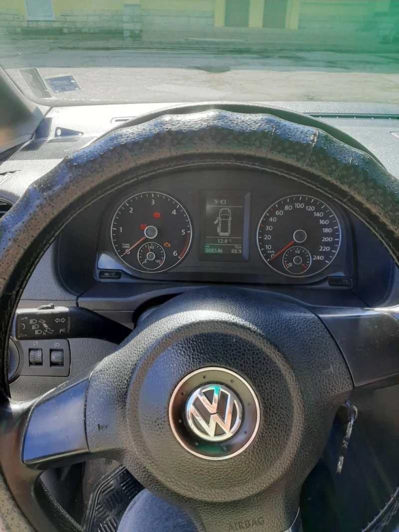 VW Caddy, снимка 9 - Автомобили и джипове - 50405051