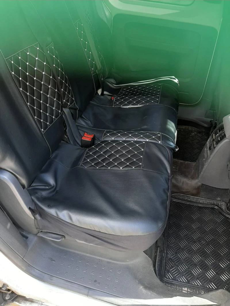 VW Caddy, снимка 6 - Автомобили и джипове - 50405051