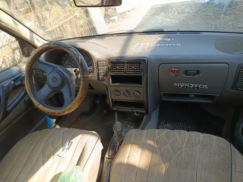 VW Polo 1.4 benzin, снимка 4 - Автомобили и джипове - 52716958