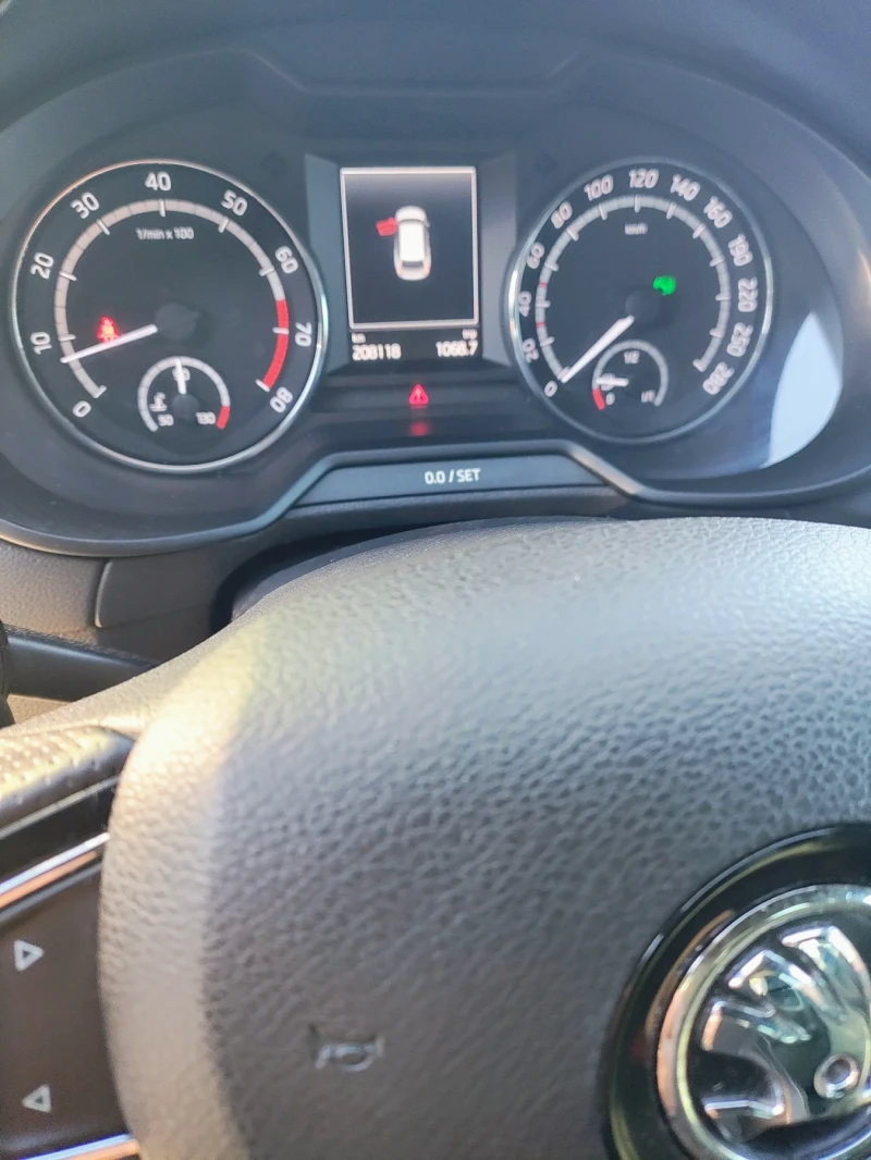 Skoda Octavia VRS, снимка 8 - Автомобили и джипове - 52679129