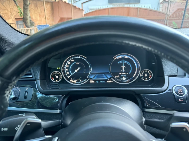 BMW 530 Xdrive  Soft Close, снимка 10 - Автомобили и джипове - 51872061
