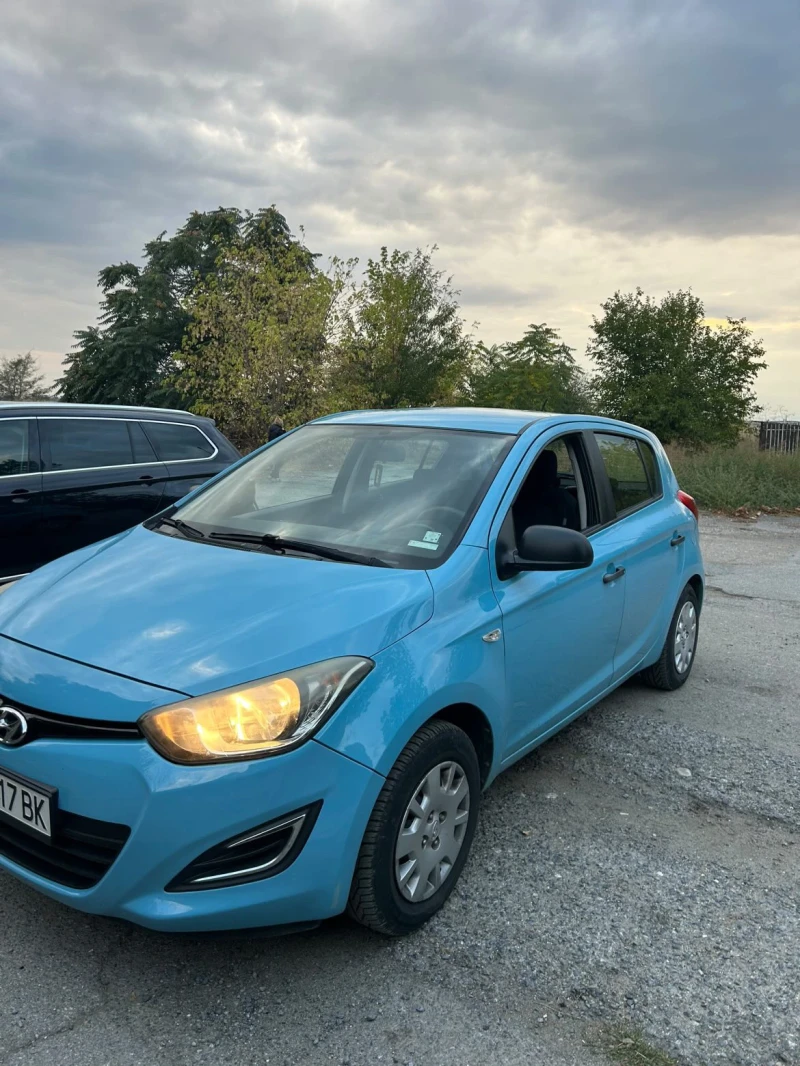 Hyundai I20, снимка 2 - Автомобили и джипове - 52679815