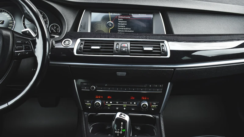 BMW 535 i Gran Turismo Steptronic, снимка 11 - Автомобили и джипове - 52323446