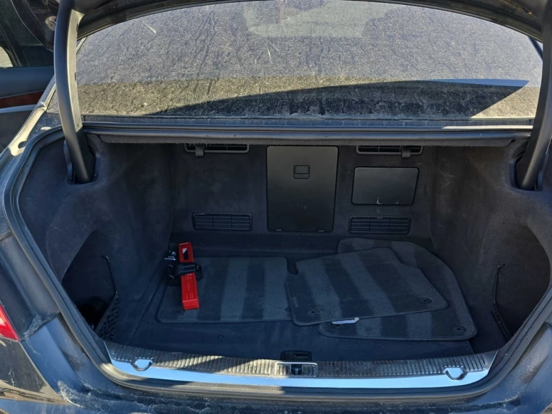 Audi A8 * Premium * CARFAX * ЦЕНА ДО БГ, снимка 10 - Автомобили и джипове - 53074343