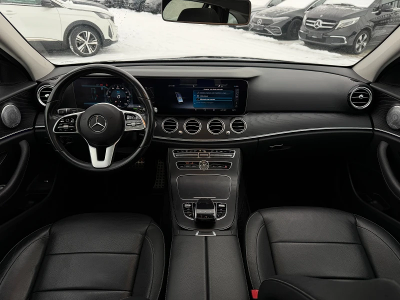 Mercedes-Benz C 300 E Break 300de Avantgarde, снимка 8 - Автомобили и джипове - 53165690