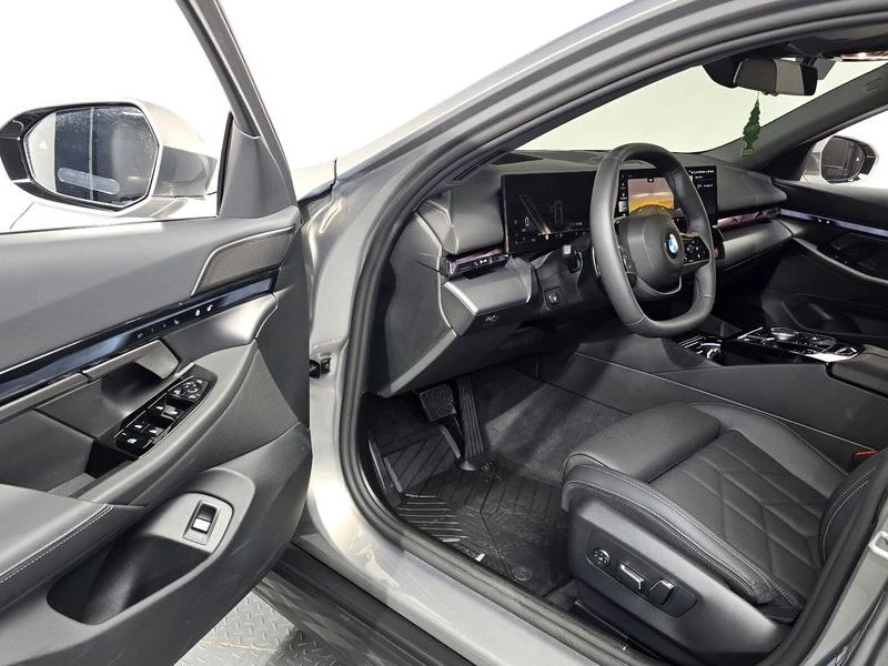 BMW 520 2.0 190 hp Automatic, снимка 8 - Автомобили и джипове - 55691966