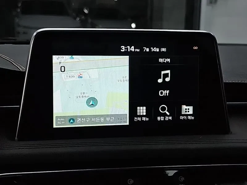 Genesis G70 2.2D SUPREME, снимка 16 - Автомобили и джипове - 55705156